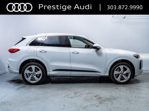 Used 2025 Audi Q5 Premium Plus w/ Premium Plus AWD/4WD image 9