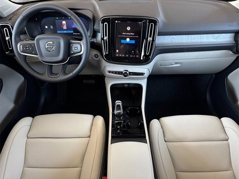 New 2026 Volvo XC40 B5 Ultra w/ Climate Package image 12
