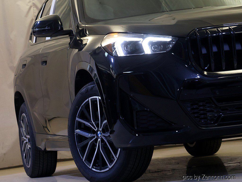 New 2027 BMW X1 xDrive28i AWD/4WD image 4