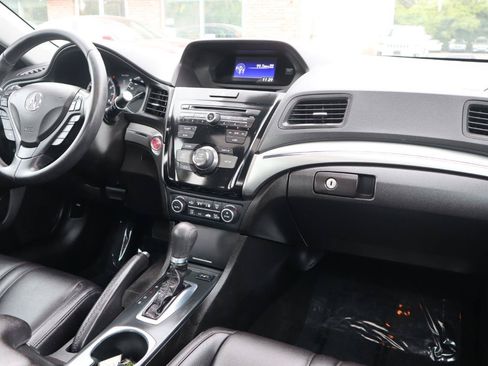 Used 2019 Acura ILX FWD image 11
