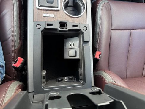 Used 2016 Ford Expedition EL Platinum image 21