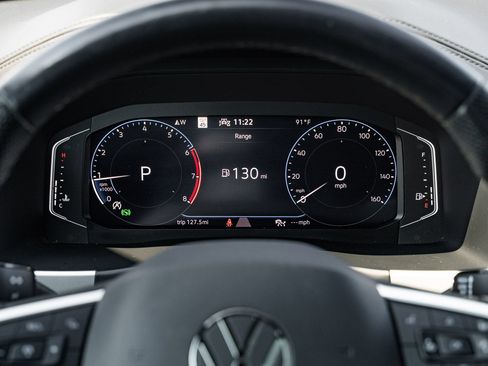 Used 2021 Volkswagen Atlas Cross Sport SEL R-Line FWD image 25