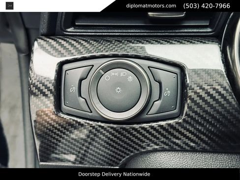 Used 2022 Ford Mustang Shelby GT500 w/ Technology Package RWD image 28