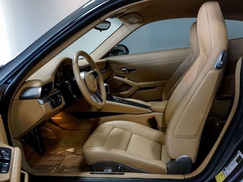 Used 2017 Porsche 911 GT3 RS image 8