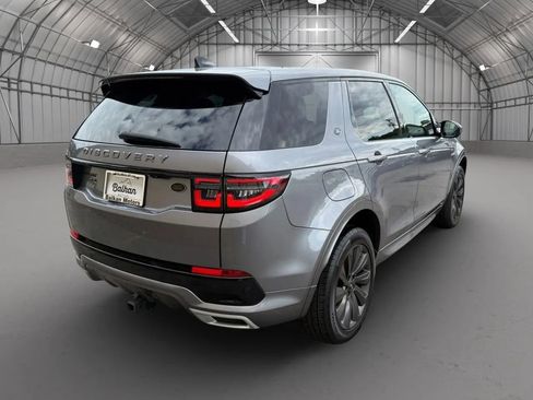Used 2020 Land Rover Discovery Sport SE R-Dynamic image 7