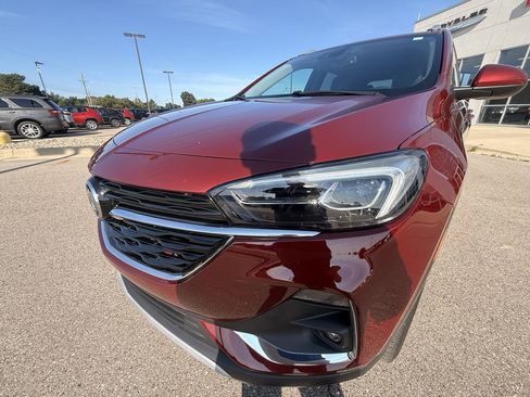 Used 2023 Buick Encore GX Essence w/ Experience Buick Package AWD/4WD image 9