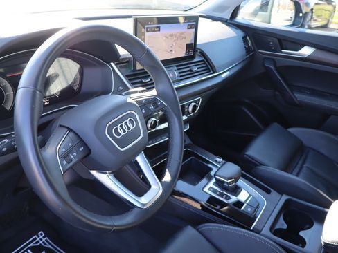 Used 2025 Audi Q5 e Premium Plus image 9