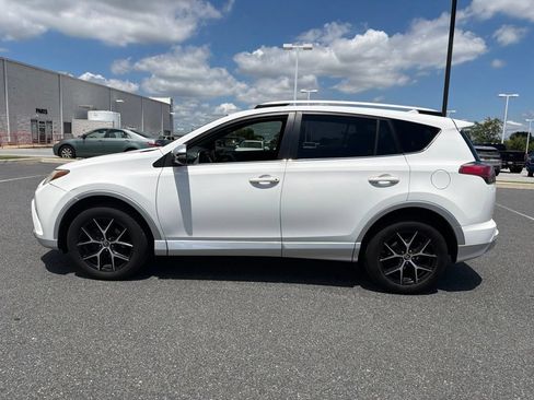 Used 2016 Toyota RAV4 SE w/ Advanced Technology Package AWD/4WD image 3
