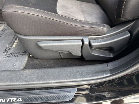 Used 2021 Nissan Sentra SR image 34