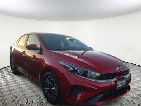 Certified 2024 Kia Forte LXS image 8