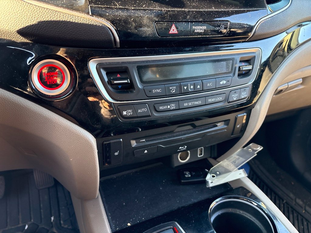 Used 2022 Honda Pilot Touring image 25