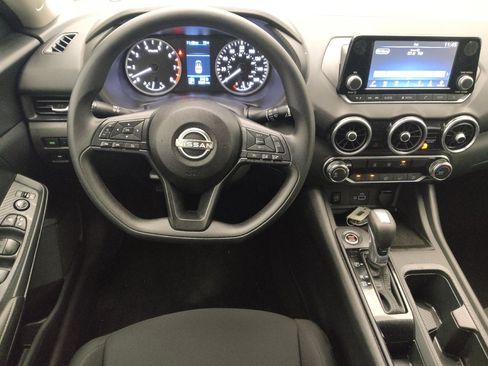 Used 2025 Nissan Sentra S FWD image 22