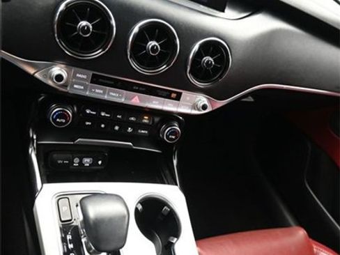 Used 2020 Kia Stinger GT2 image 25