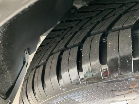 Used 2023 Honda HR-V EX-L image 27
