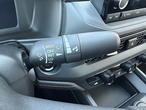 Certified 2025 Honda Accord SE image 22