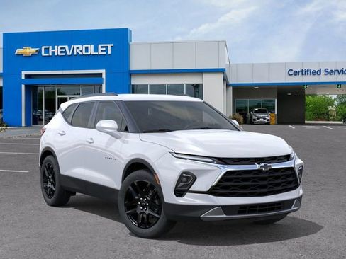 New 2026 Chevrolet Blazer LT w/ Convenience Package FWD image 7