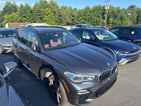 Used 2021 BMW X5 M50i w/ Executive Package AWD/4WD image 6