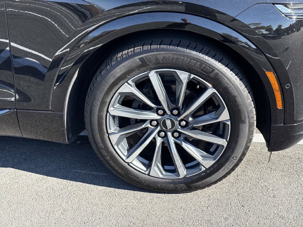 Used 2024 Cadillac Lyriq Sport w/ LPO, Floor Liner Package AWD/4WD image 14