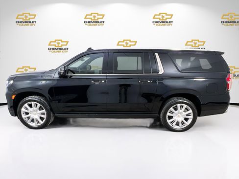 Used 2022 Chevrolet Suburban High Country image 4