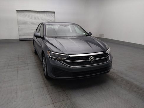 Used 2023 Volkswagen Jetta SE FWD image 13