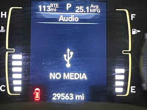 Used 2022 Jeep Cherokee Latitude w/ Trailer Tow Group image 6