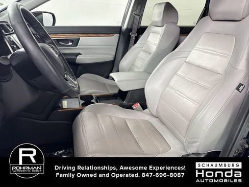 Used 2020 Honda CR-V Touring image 4