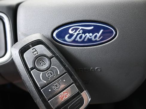 Used 2025 Ford Expedition Max Active AWD/4WD image 37