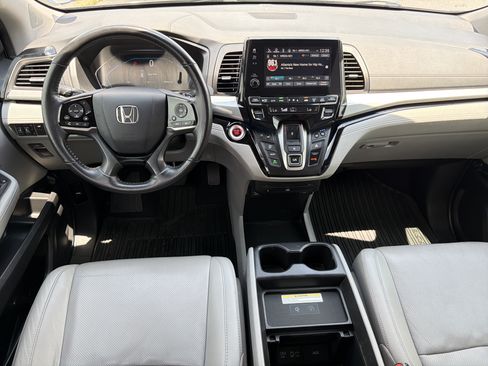 Used 2019 Honda Odyssey Elite image 15