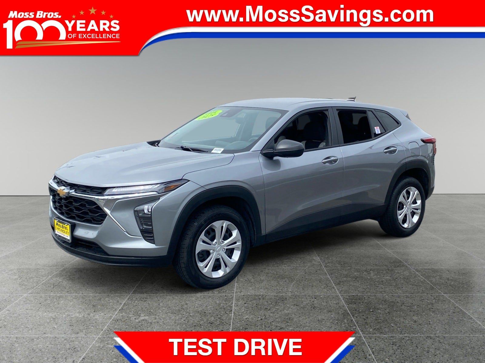 Used 2025 Chevrolet Trax LS FWD image 1