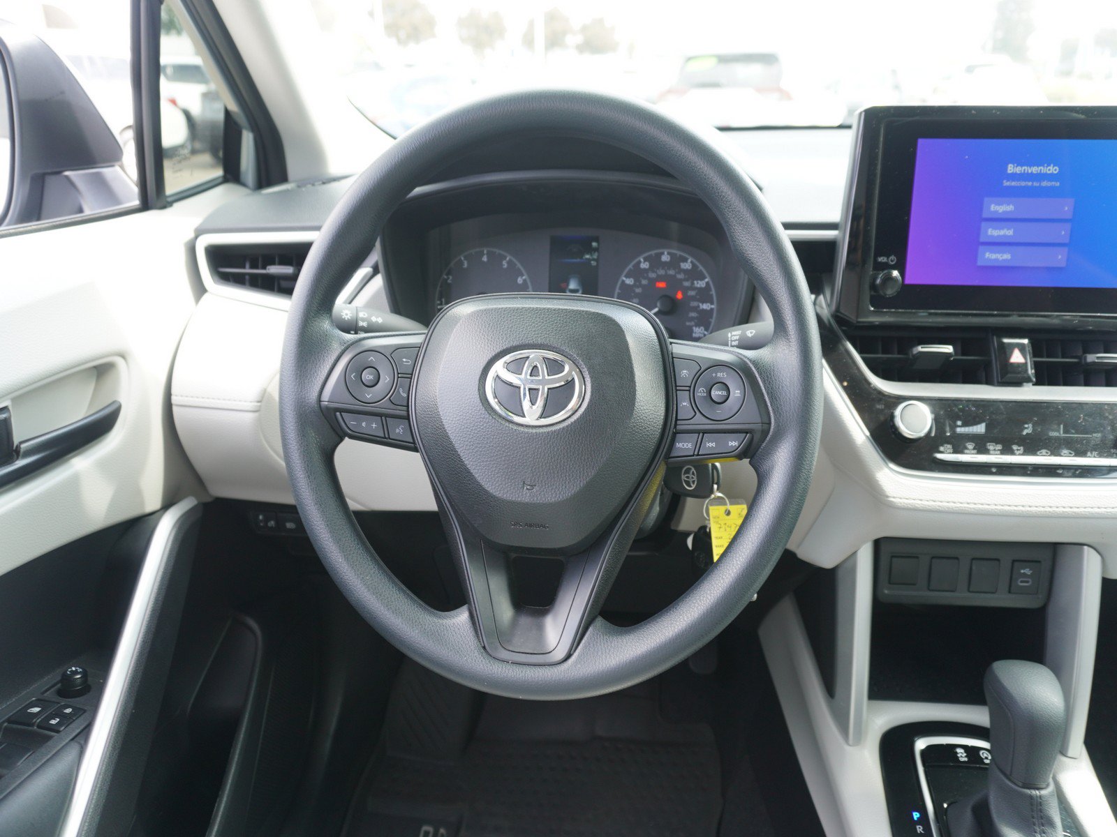Used 2025 Toyota Corolla Cross L FWD image 13