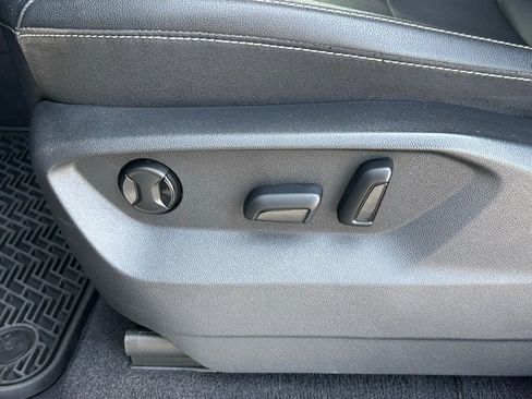 Used 2023 Volkswagen Atlas SE w/ Black Wheel Package image 20