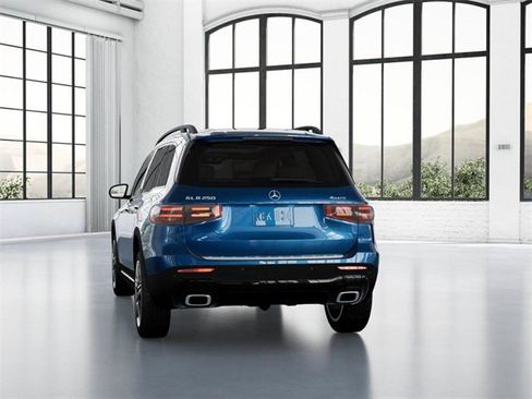 New 2026 Mercedes-Benz GLB 250 4MATIC image 26