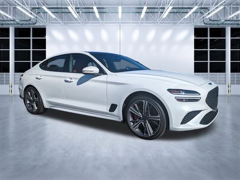 Used 2025 Genesis G70 2.5T w/ Sport Prestige Package image 2