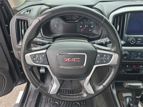 Used 2018 GMC Canyon SLT w/ Driver Alert Package image 11