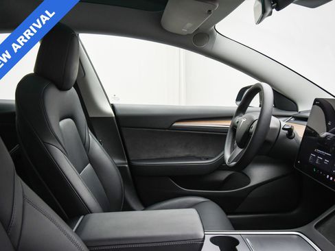 Used 2022 Tesla Model 3 image 47