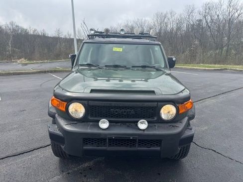 Used 2014 Toyota FJ Cruiser Base w/ Convenience Package image 8