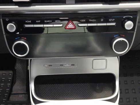 New 2026 Hyundai Ioniq 9 SEL image 10