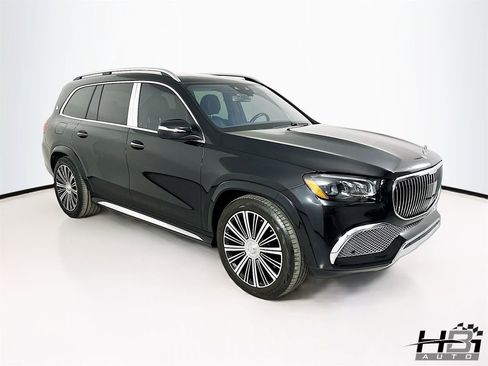 Used 2023 Mercedes-Benz Maybach GLS 600 4MATIC image 4