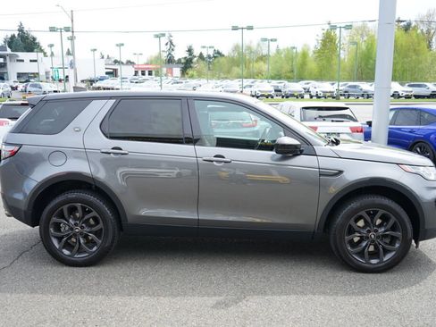 Used 2019 Land Rover Discovery Sport HSE image 6