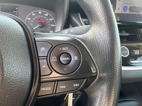 Used 2023 Toyota Corolla LE image 22
