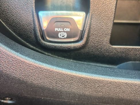 Used 2026 RAM ProMaster 2500 w/ Convenience Group FWD image 15