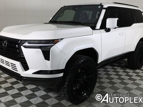 Used 2026 Lexus GX 550 w/ Accessory Package (2T) AWD/4WD image 9