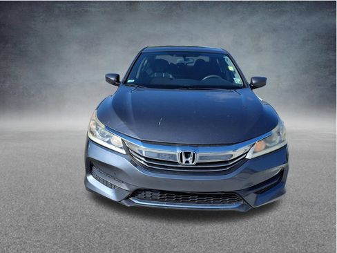 Used 2017 Honda Accord LX image 2