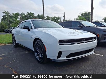 New 2025 Dodge Charger R/T w/ Sun & Sound Package
