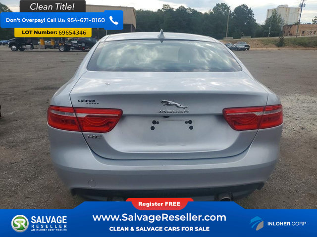 Used 2018 Jaguar XE Premium RWD image 8
