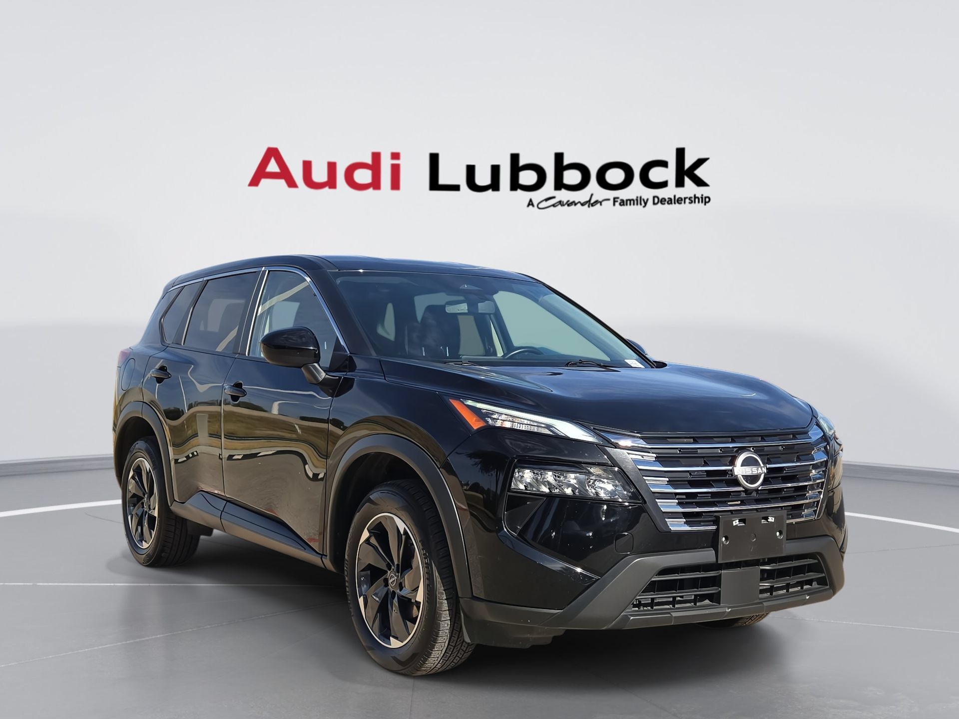 Used 2025 Nissan Rogue SV FWD image 1