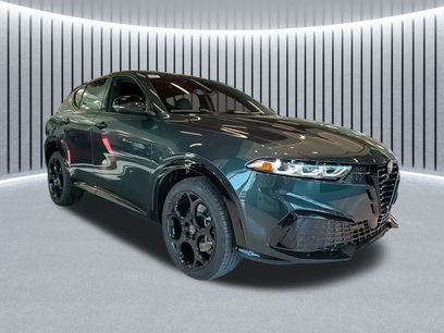 New 2026 Alfa Romeo Tonale w/ Black Premium Package