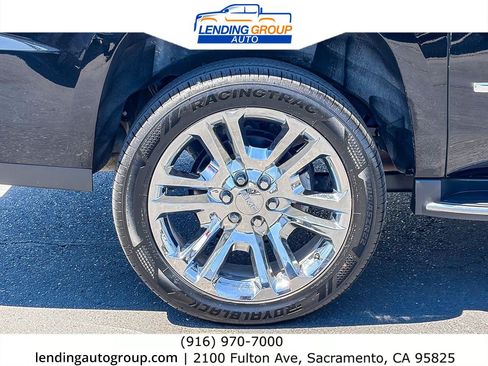 Used 2018 GMC Yukon XL SLT w/ Premium Edition RWD image 10