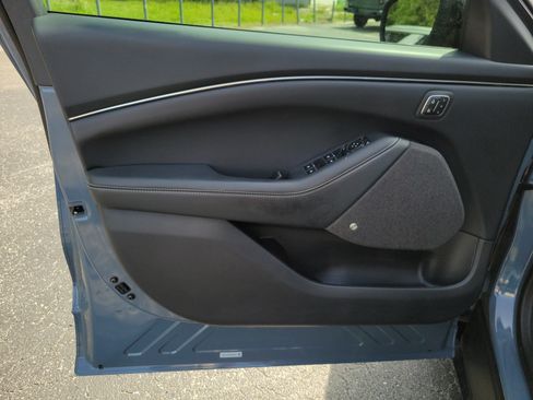 Used 2024 Ford Mustang Mach-E Premium RWD image 16