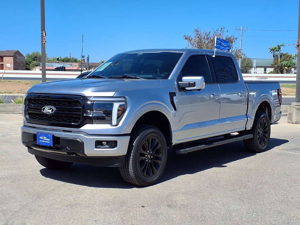 Used 2025 Ford F150 Lariat w/ Equipment Group 502A High AWD/4WD image 4